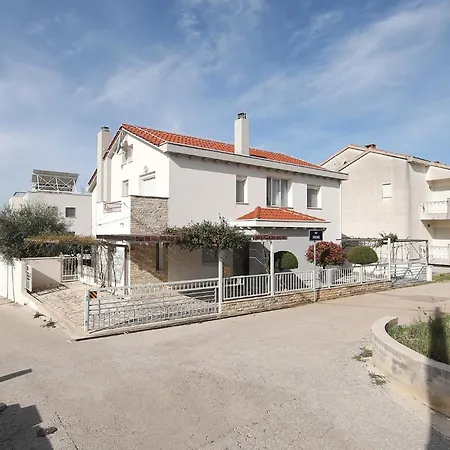 Holiday home Beachhouse Adria Kozino